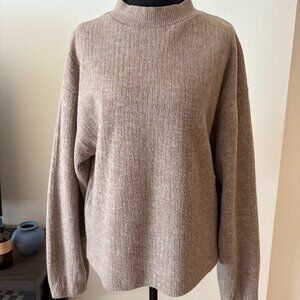 (2) Oversized Zara sweaters in Small (taupe & black)